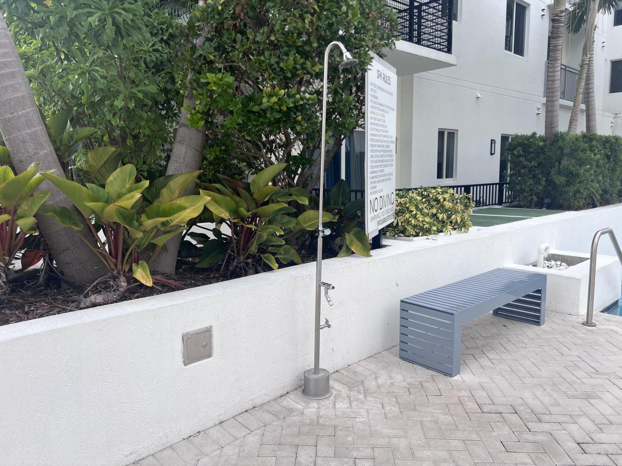 Master Bed Room In Calle Ocho Miami Buitenkant foto